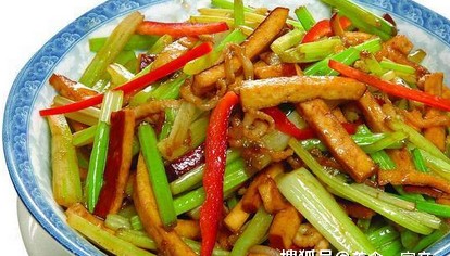 香干怎么炒比较嫩 香干可以和什么一起炒?