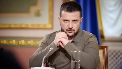 “斩首”泽连斯基,不到500米!乌克兰全境被炸!普京真正野心曝光