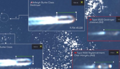 红海海战,胡塞武装追击美军,连打8小时,美舰紧急奔向中方编队