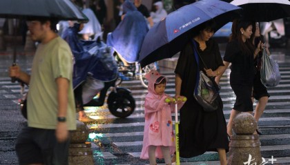 累计转移超10万人!广东全力打好台风“杨柳”防御战