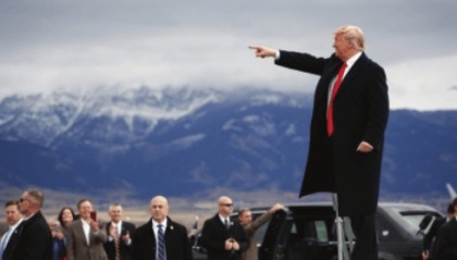 特朗普掀桌子了,想逼中国付出更高代价,万没想到,中方先发制人