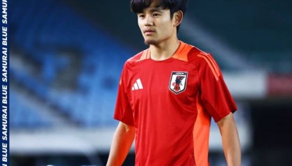 久保建英：不喜欢厦门白鹭体育场的草皮 感觉像人造草坪