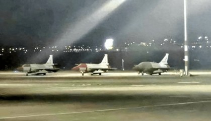 再次闪耀!多架“枭龙”正式交付阿塞拜疆,42亿美元大单落地了?