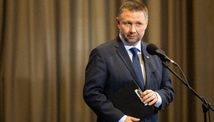 波兰翻脸不认账，中欧班列大量受阻，中方另起炉灶，考虑开通新通道！