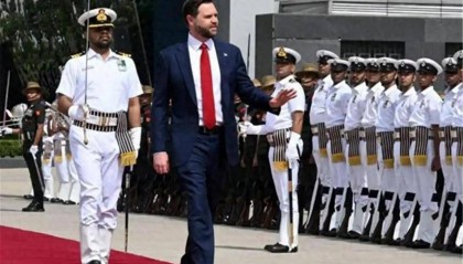 正式对华加关税!第一个对美“投降”的国家出现,万斯这次立下大功?