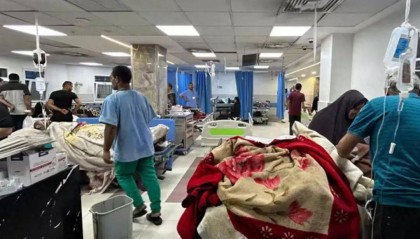 以色列攻入医院抓240人,强迫护士脱掉衣服,谭德塞自曝命悬一线