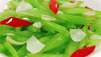 百合怎么炒好吃家常做法?大厨教你百合炒芹菜,一学就会!