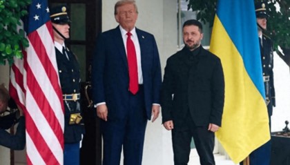 特朗普点头后,10国军队或进驻乌克兰,俄划下红线,想拉中方入局