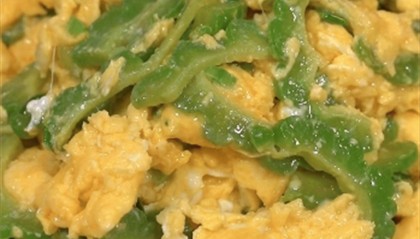鸡蛋炒苦瓜怎么炒才好吃,秘制绝招!清爽不苦,美味升级的秘籍