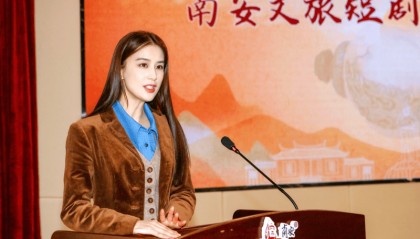 离婚之后变霸总?黄圣依以总裁身份带团队做短剧