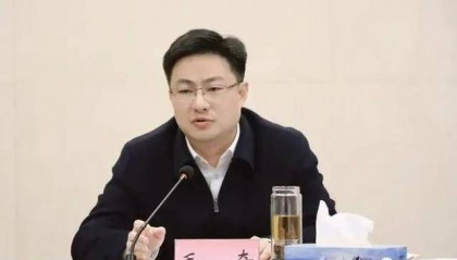 与他人发生不正当性关系，江西上饶市万年县委原书记毛奇被双开