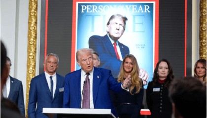 硅谷巨头排队拜见特大总统:百万美元献忠心