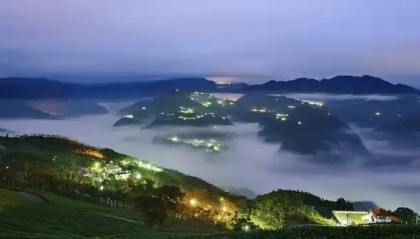 马英九机场发言哽咽,连续13天行程创记录,两岸面临重大关键节点!