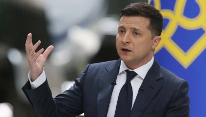 难怪乌克兰一点不慌!泽连斯基抓住大“把柄”,普京急着见特朗普