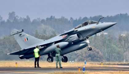 巴网友称歼10击落阵风打印度一巴掌：西方军刊：万幸才被击落4架