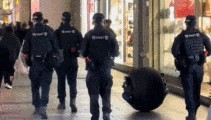 走路靠滚、水陆两栖、察打一体,警用球形机器人火了!