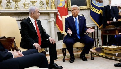 特朗普再语出惊人:美国将接管加沙,改造为海滨度假地