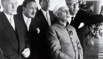 什莫迪什的困境：四分钟崩盘与强队对决的挑战