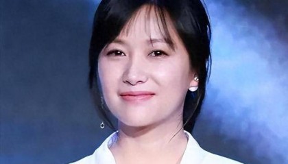 万万没想到,“丁克”了半辈子的徐静蕾,如今却成了人生赢家