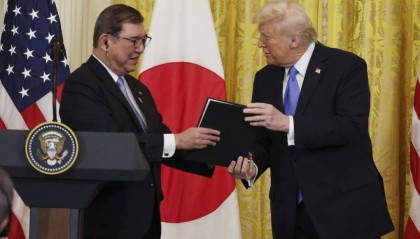 美国施压日本:不要承认