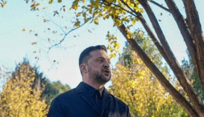 泽连斯基态度大转弯，乌克兰考虑放俄罗斯一马，解除制裁归还3000亿资产