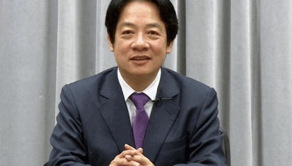 赖清德突然宣示“主权”,提出统一条件,马英九率团抵达大陆