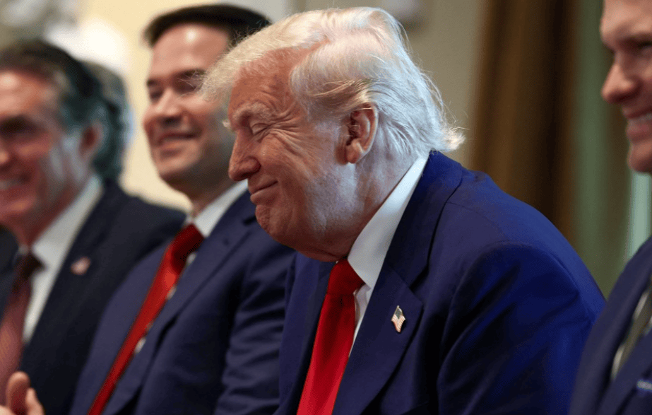 宁可两败俱伤，中方绝不给美国一个台阶下？这不是斗气，是保命