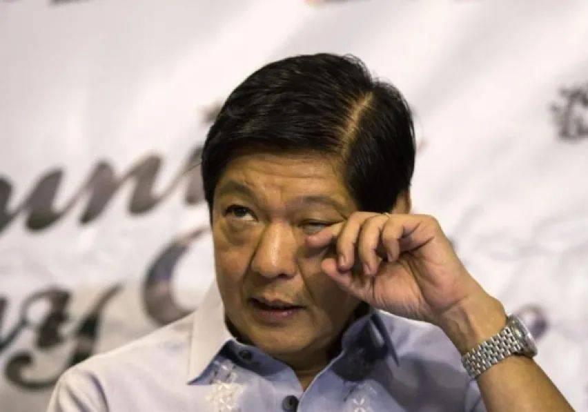 太强硬了！中国外长拿台当局实控岛屿举例，美日菲3国哑口无言，东盟也被问住了
